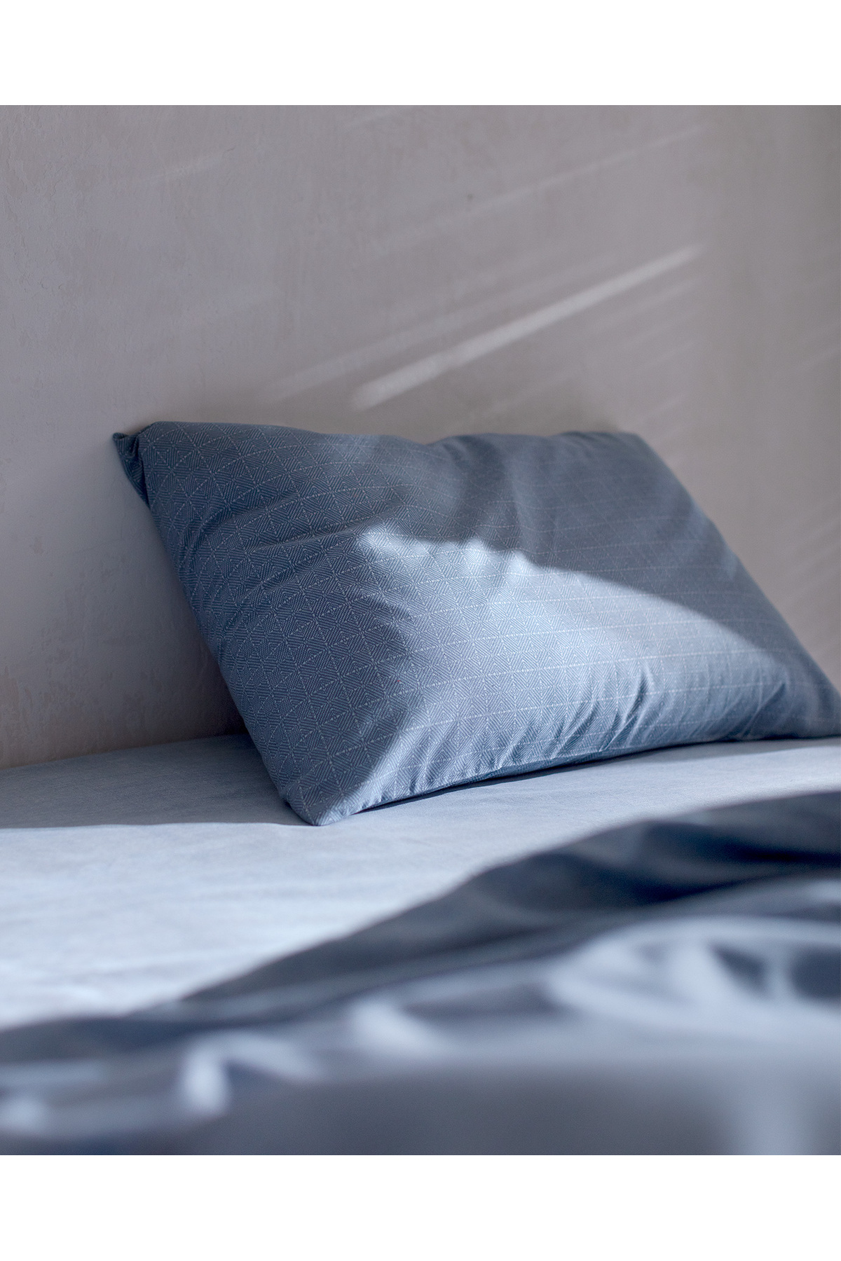 Madame Coco Odette Family Size %100 Pamuk Ranforce Baskılı Çarşaflı Nevresim Takımı - Koyu Mavi - Görsel 3