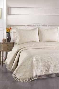 Çeyiz Diyarı Zoya Dantelli Kapitoneli Ultrasonik Çift Kişilik Yatak Örtüsü Bej