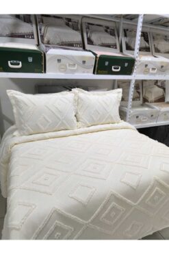 bursa çeyiz Sofya İskandinav Çift Kişilik Püsküllü Yatak Örtüsü 250x260 2 Yastık 50x80