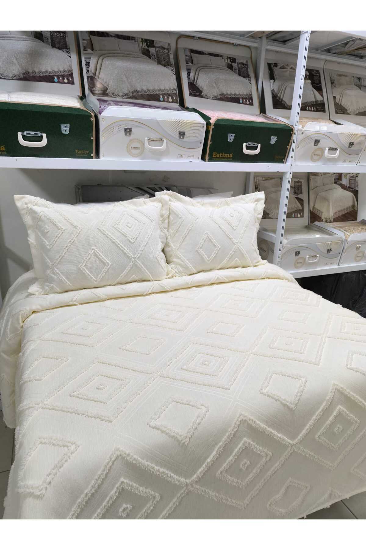 bursa çeyiz Sofya İskandinav Çift Kişilik Püsküllü Yatak Örtüsü 250x260 2 Yastık 50x80