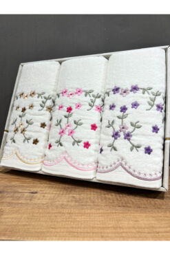 AYHANHOME 3'lü Nakış işlemeli Kutulu Çeyizlik 50x90 Kadife El Ve Yüz Havlusu