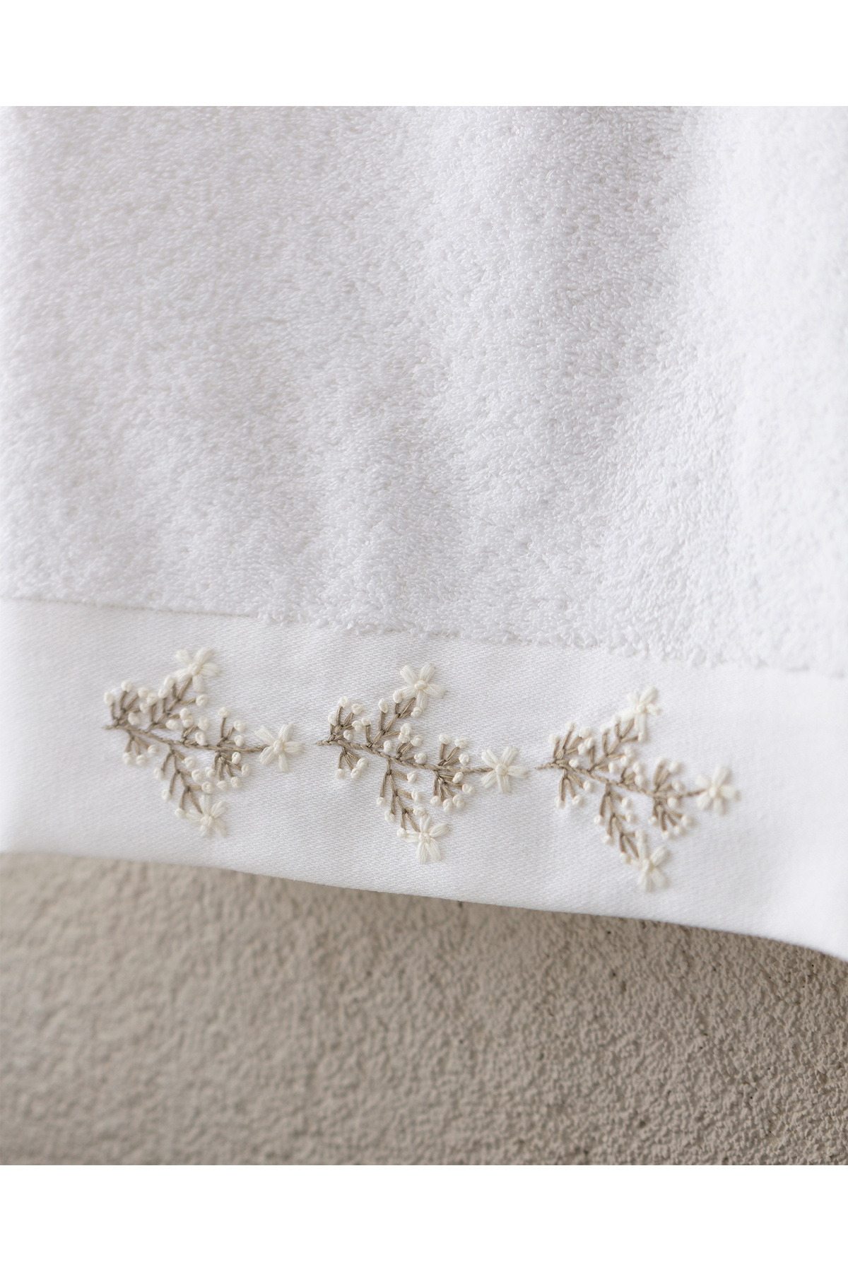 Madame Coco Opal Nakışlı %100 Pamuk Yüz Havlusu - Beyaz - 50x76 cm - Görsel 3