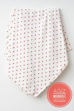 yukobaby bebeğiniz için en doğalı Kırmızı Kalpli Naturel %100 Pamuklu 80x90 cm Tek Kat Bebek Battaniye