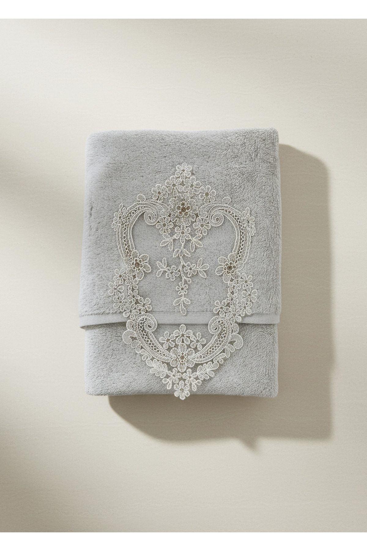 Class Bambu Dantelli El ve Yüz Havlusu 50 X 90 cm Hürrem Taş 1 Adet Tekli Kutulu 250 Gram - Görsel 2