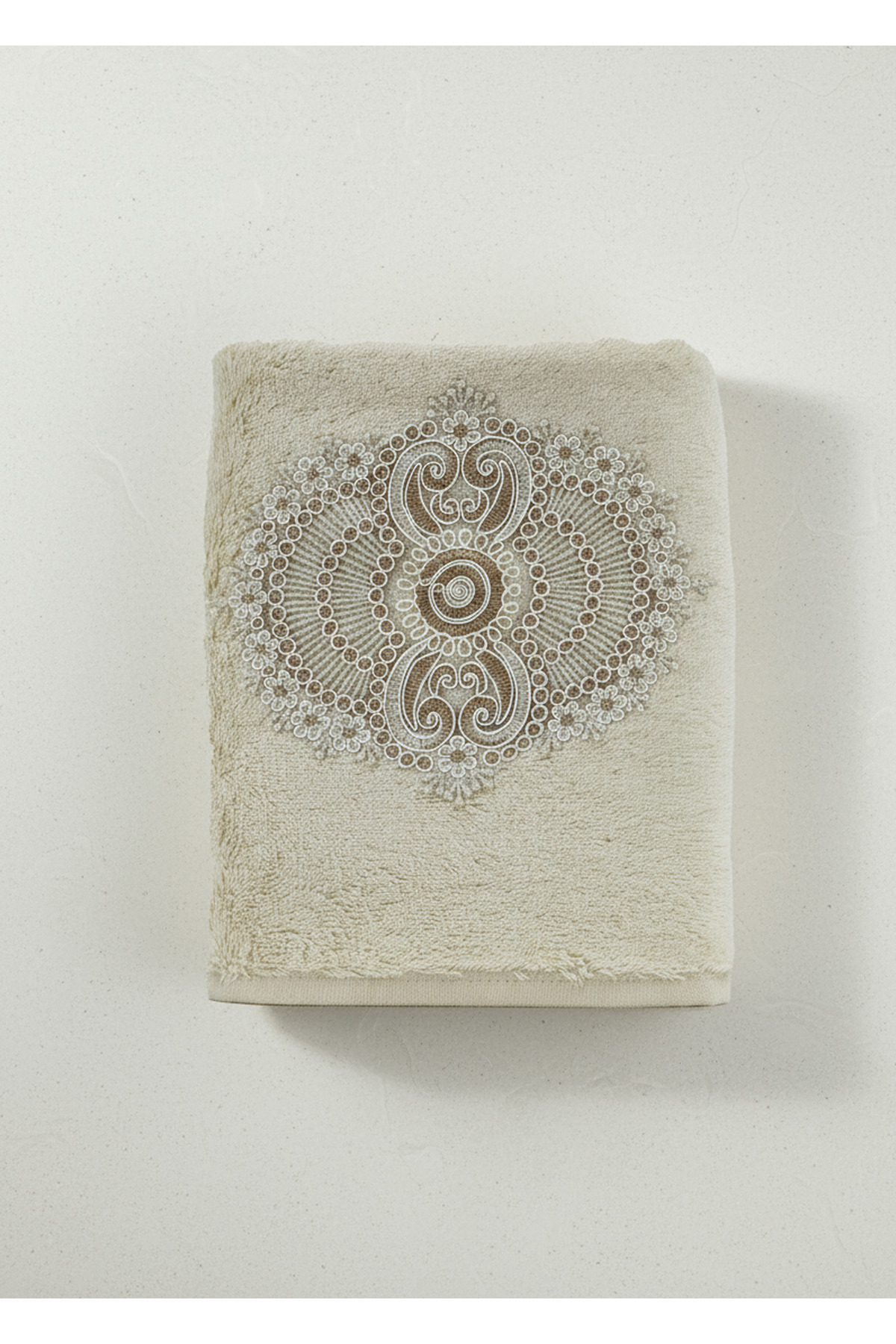 Class Bambu Dantelli El ve Yüz Havlusu 50 X 90 cm Şiraze Bej 1 Adet Tekli Kutulu 250 Gram - Görsel 2