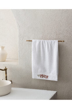 Madame Coco Slyvia Nakışlı %100 Pamuk Yüz Havlusu - Beyaz - 50x76 cm