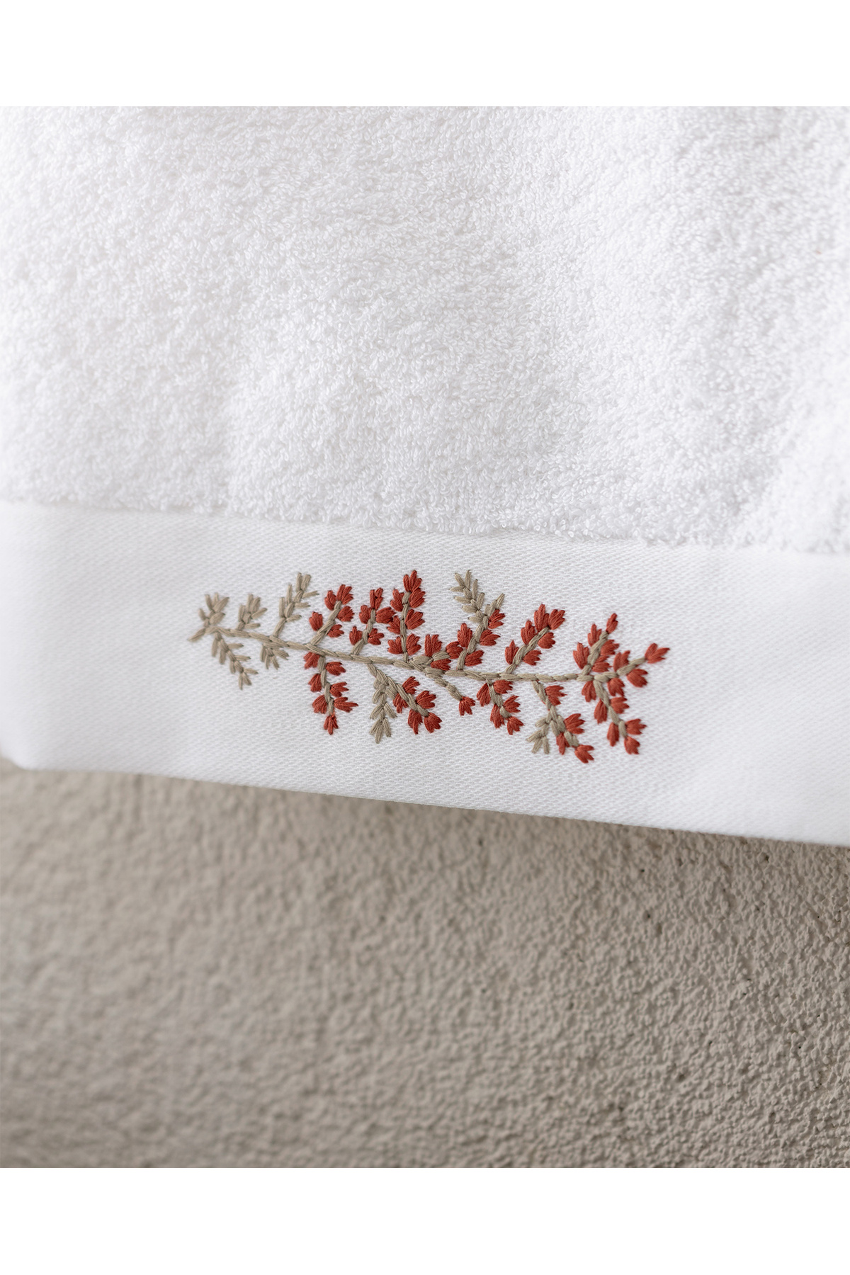 Madame Coco Slyvia Nakışlı %100 Pamuk Yüz Havlusu - Beyaz - 50x76 cm - Görsel 3