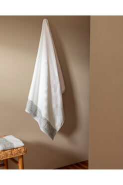 Madame Coco Caresse %100 Pamuk Banyo Havlusu - Beyaz/Gri