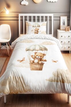 EVPANYA Bulutlar Üzerindeki Sevimli Ayıcık Desenli Tek Kişilik Bebek Çocuk Nevresim Seti