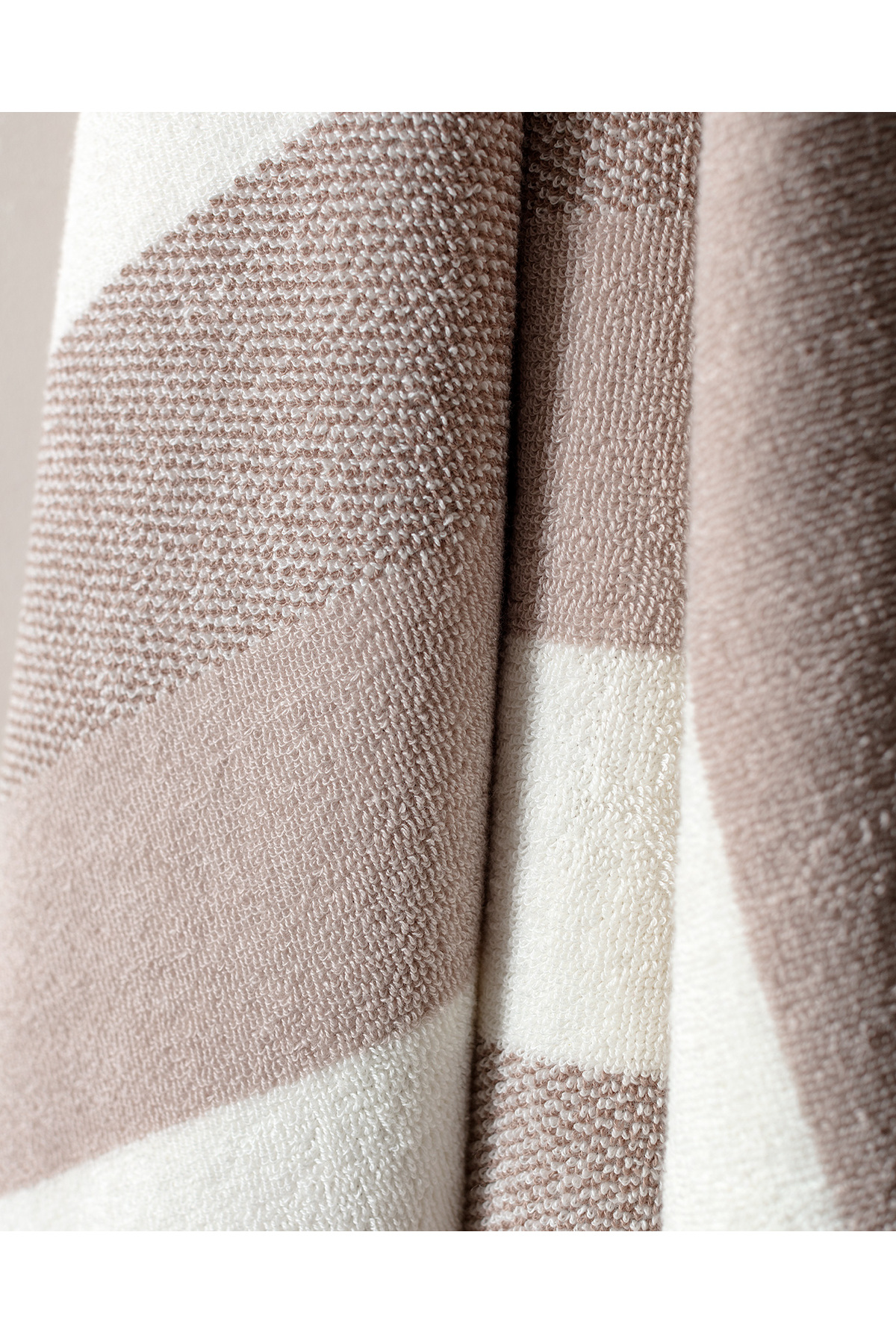 Madame Coco Eden Yüz Havlusu - Görsel 3