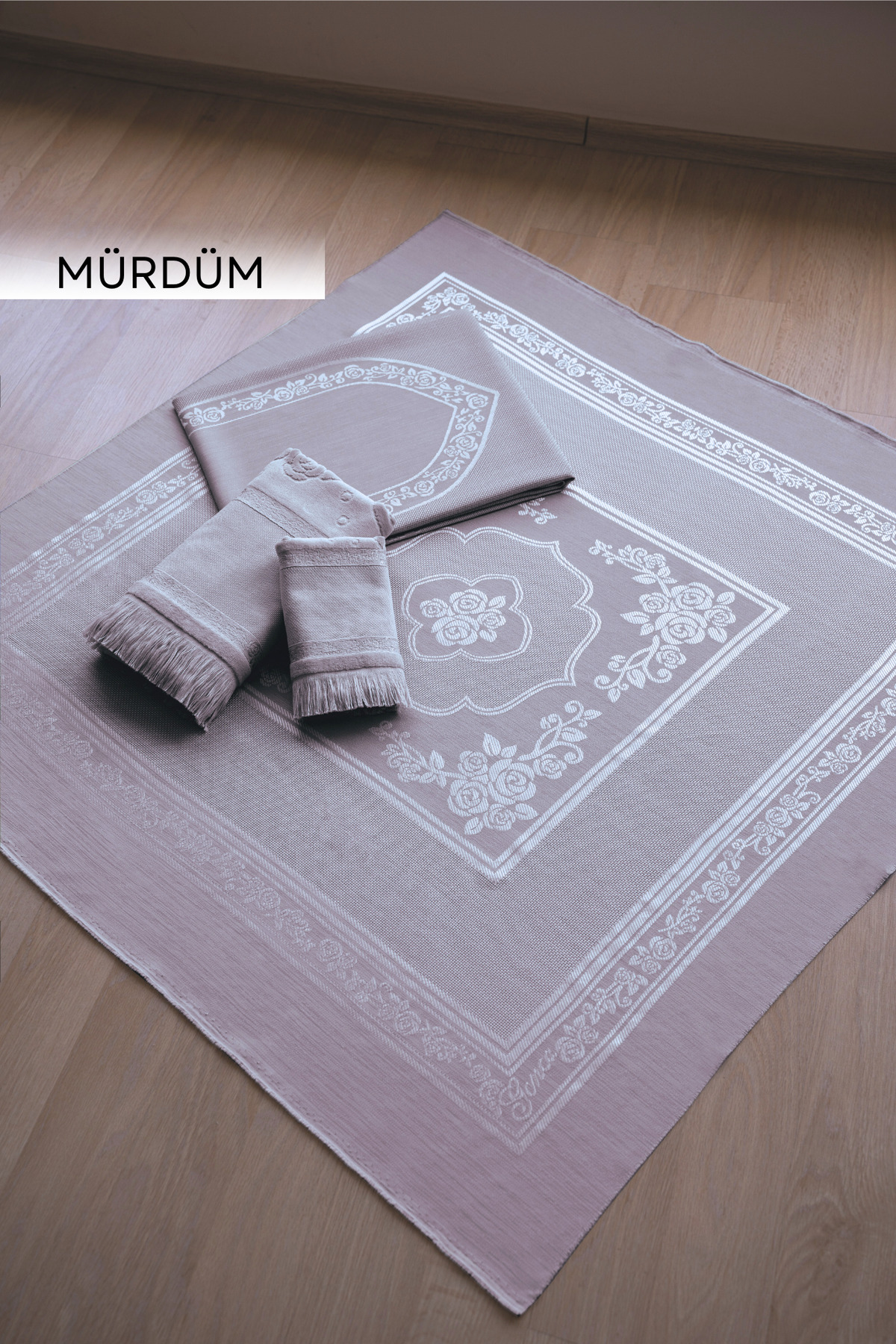 GONCA TEKSTİL Etamin Dikişsiz Işlemelik 4'lü Bohça Seccade Takımı