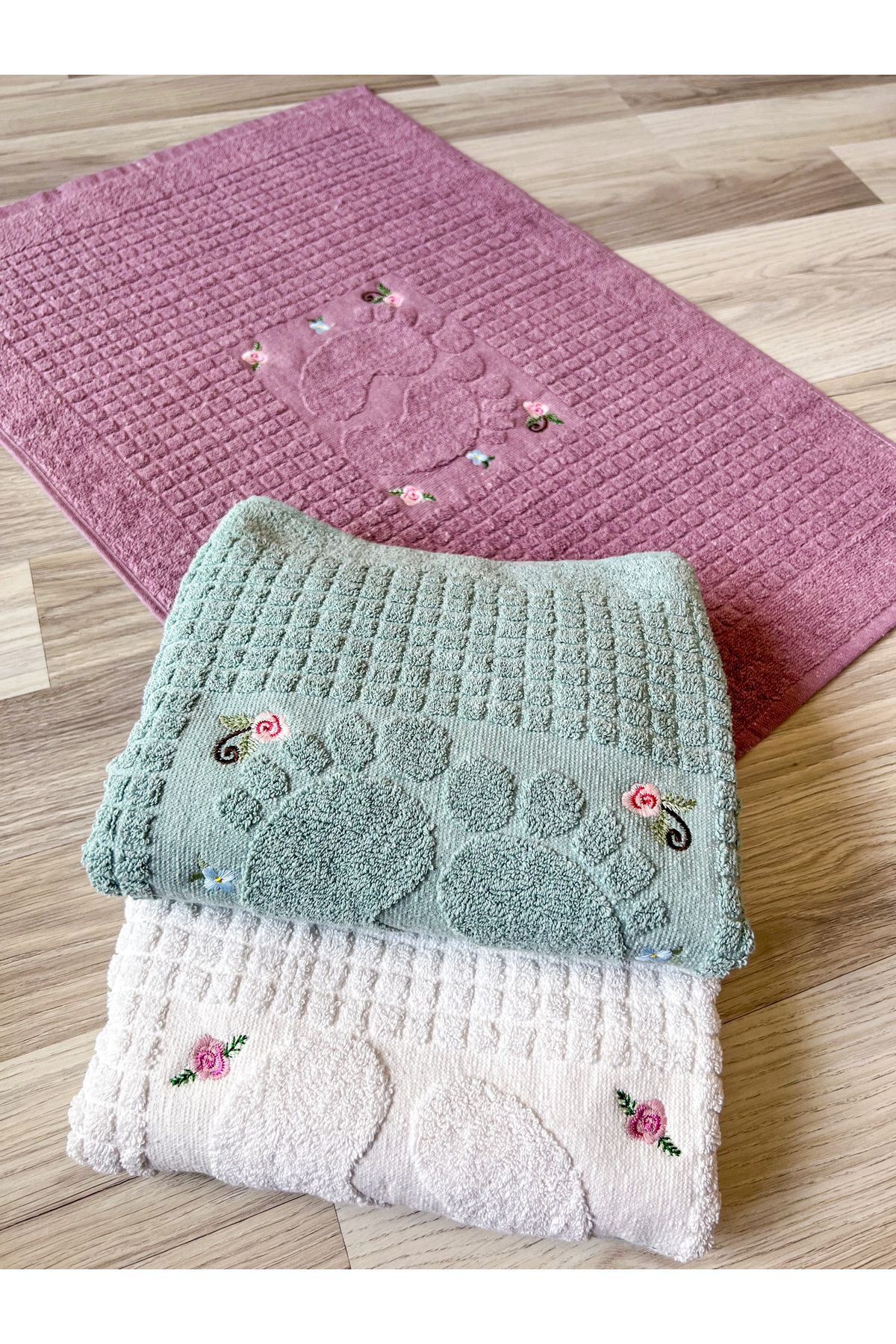 AYHANHOME 3 Adet Nakışlı Ayak Havlusu %100 Pamuk Ölçü:50x70 - Görsel 2