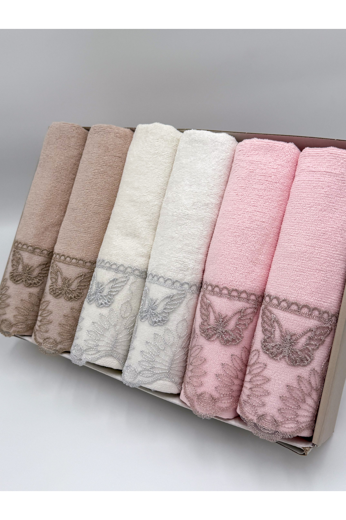 AYHANHOME Kelebek Nakışlı Kutulu Kadife 6'lı 50x90 El Yüz Havlu Seti - Görsel 3