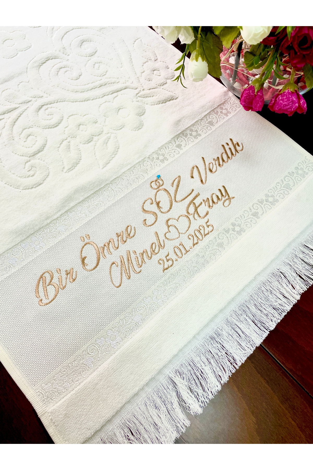 Sahra Çeyiz Nakış Kişiye Özel İsim İşlemeli Kadife Etamin Söz Havlusu