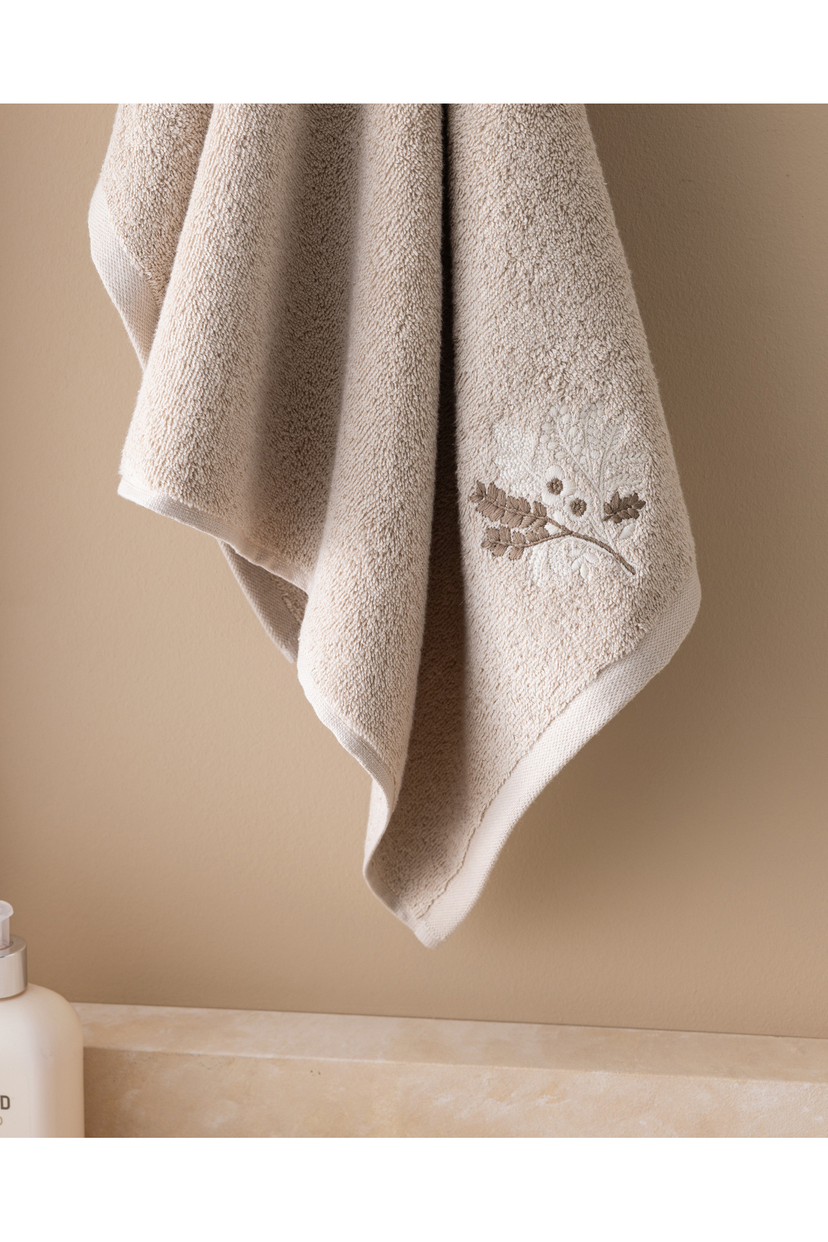 Madame Coco Selmor %100 Pamuk Nakışlı Yüz Havlusu - Bej - 50x76 cm - Görsel 3
