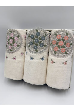 AYHANHOME 3 Adet Kadife Lüks Fransız Güpür İşlemeli Kutulu Çeyizlik 50x90 El ve Yüz Havlusu