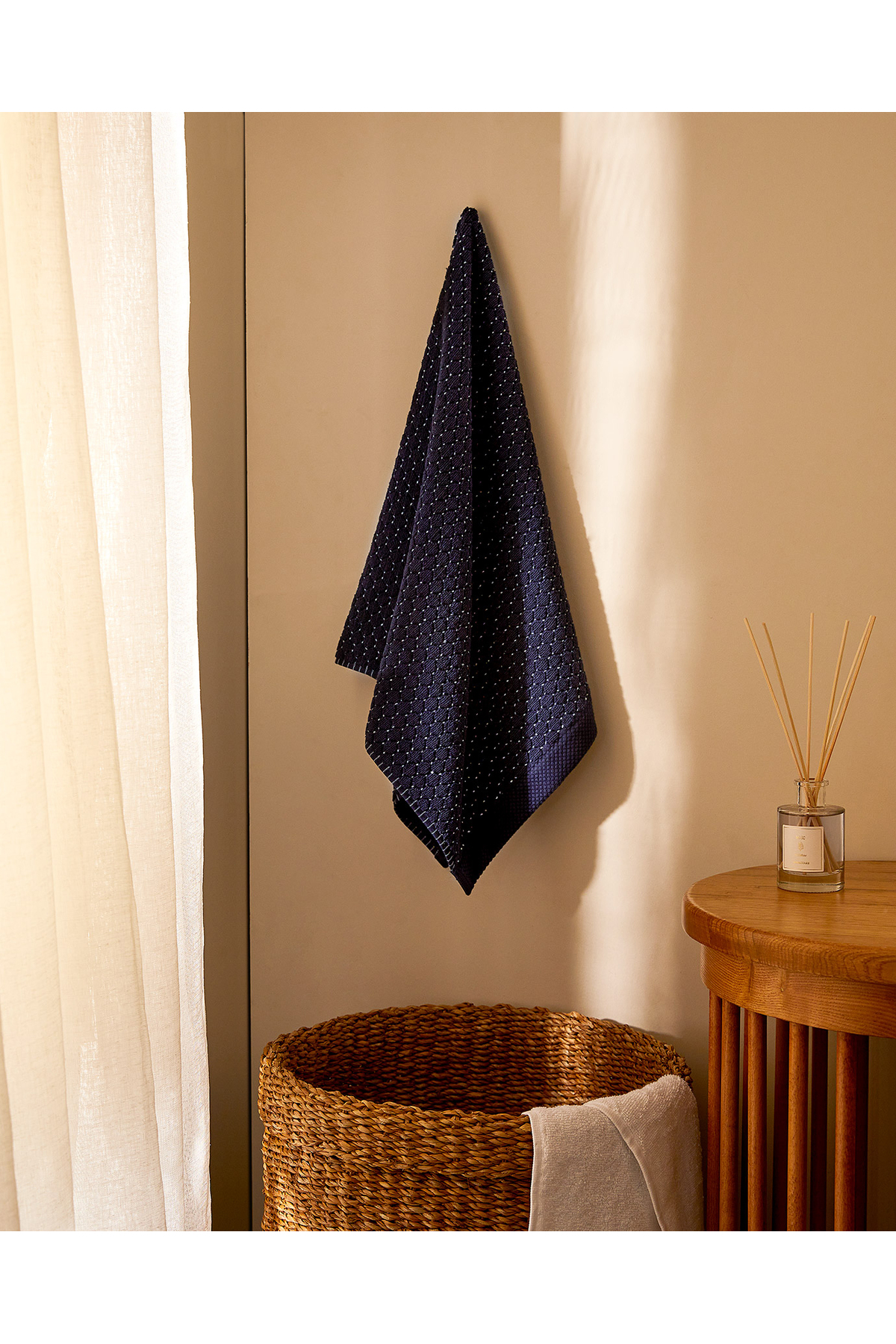 Madame Coco Marty Yüz Havlusu