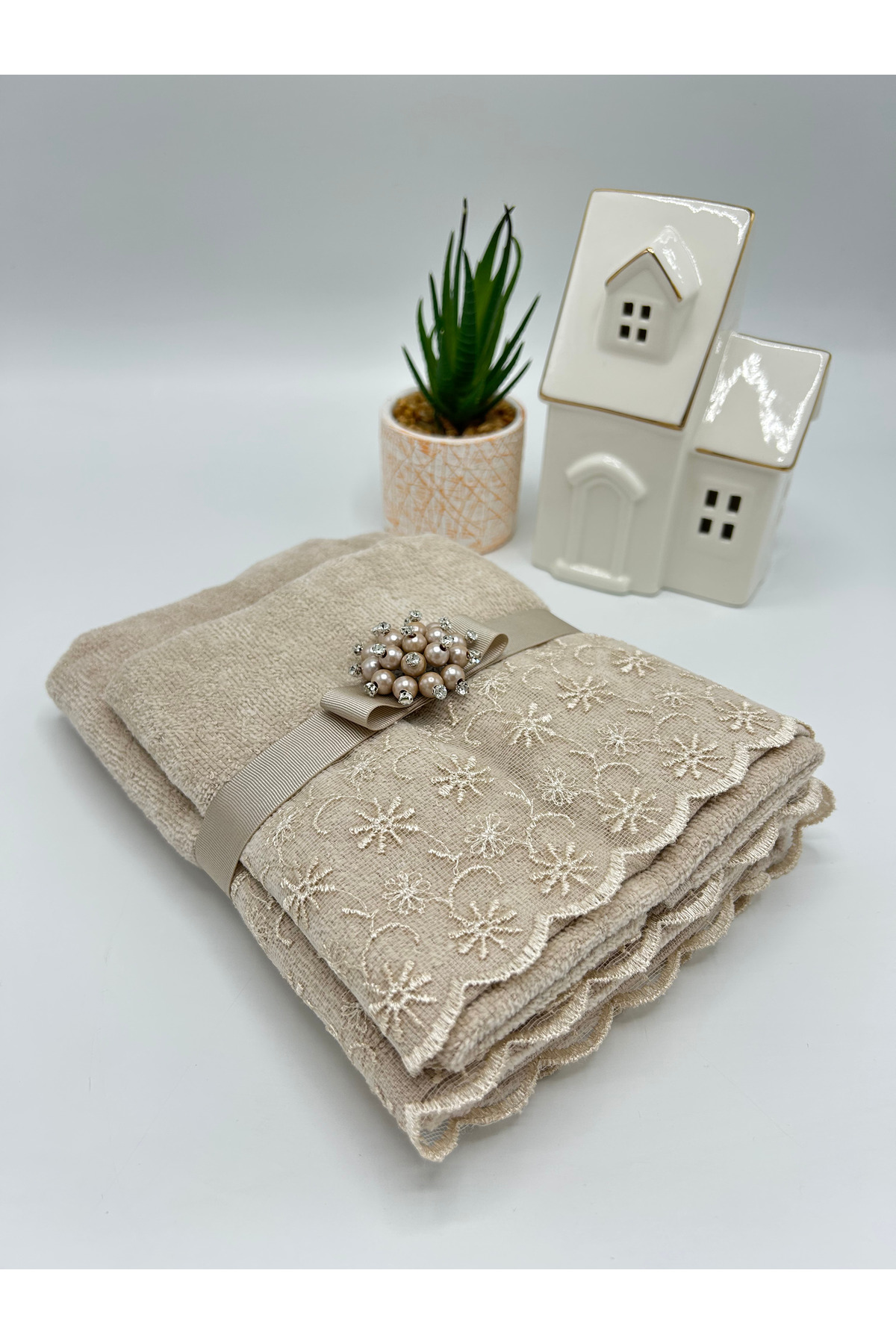 LenaToptan Vizon 2'li Güpürlü Dantelli 30x50 ve 50x90 cm Havlu Seti ( Bohçalık - Çeyizlik - Hediyelik )