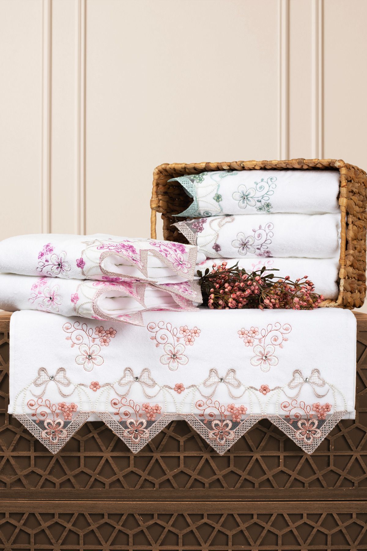 Durul Kadife Lüks Nakışlı Gipürlü Çeyizlik El Havlusu 6 Lı Paket