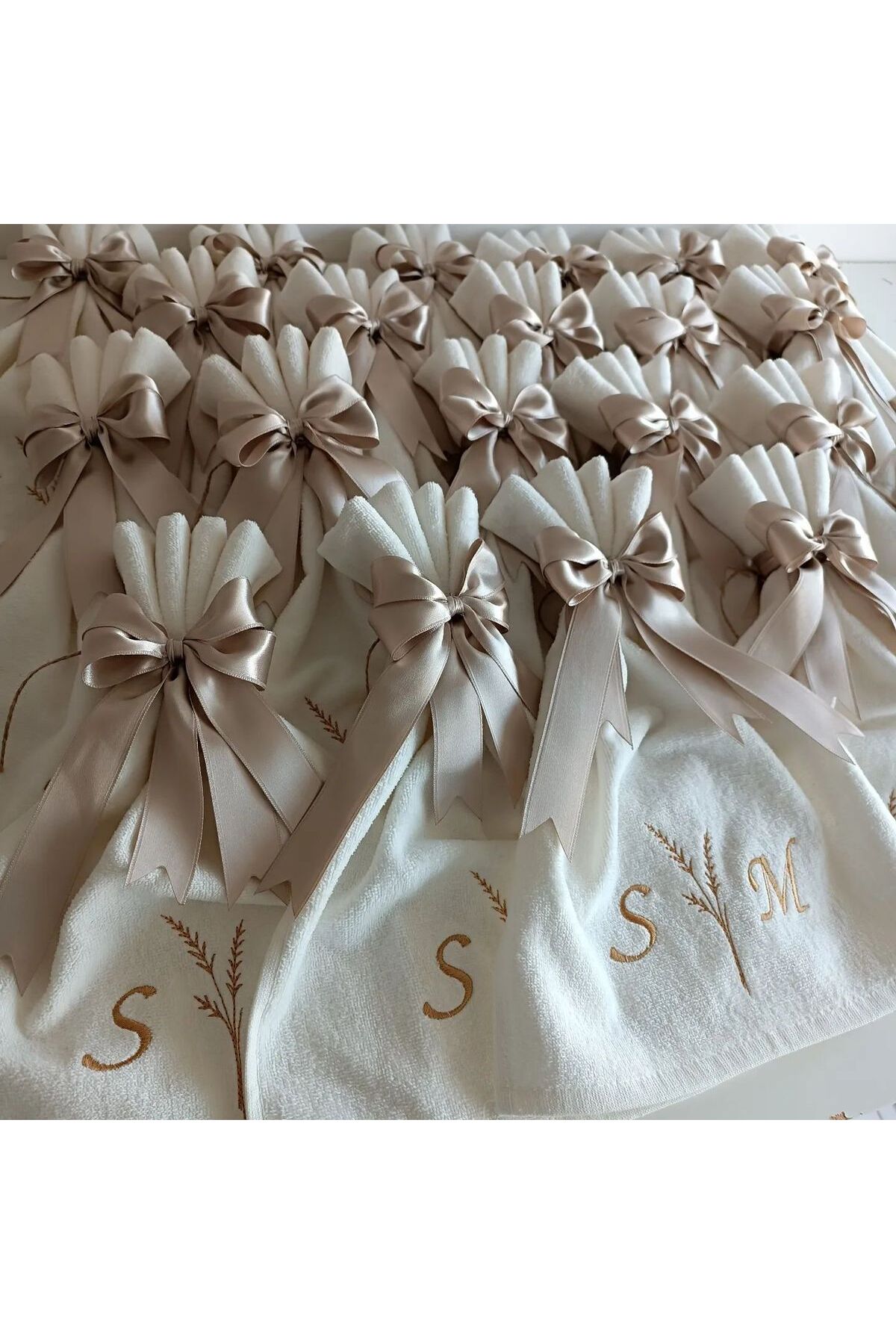 2Ddesign 10 Adet Düğün-Nişan-Sünnet Konvoy havlusu/ Özel İsim ve Tarih Nakışlı - Görsel 3