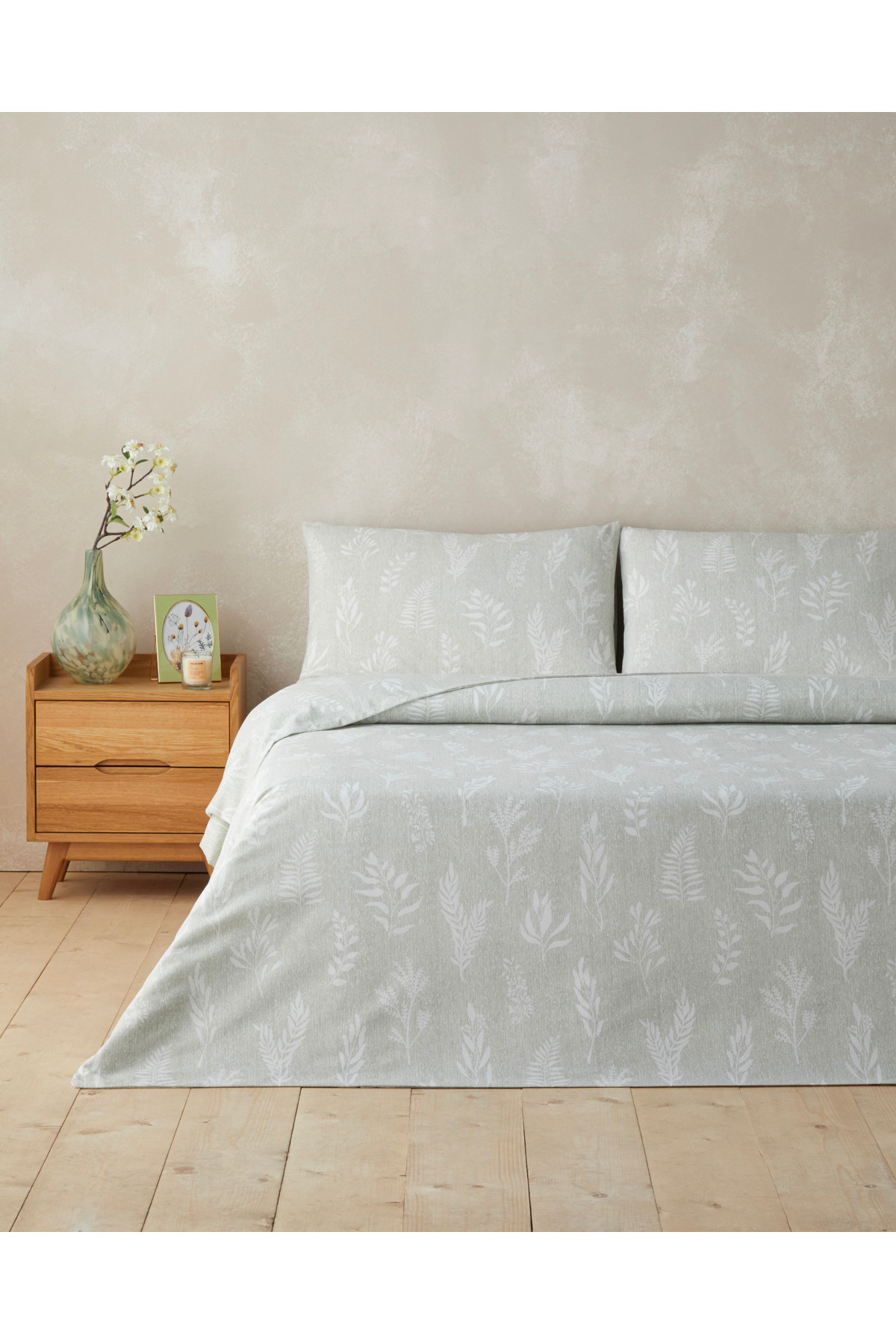 English Home Florine Kolay Ütülenir Çift Kişilik Çarşaflı Nevresim Takımı 200x220 cm Açık Yeşil