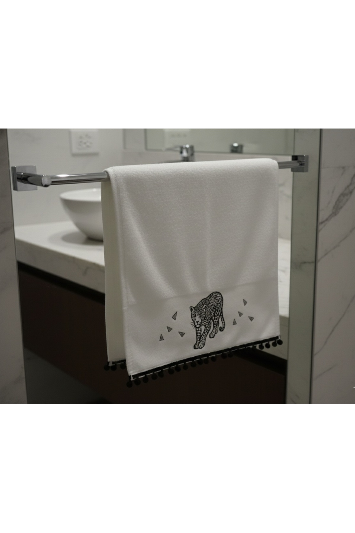 MyBalliStore Kaplan Nakışlı El Yüz Havlusu 50x90(100% Pamuk) - Görsel 3