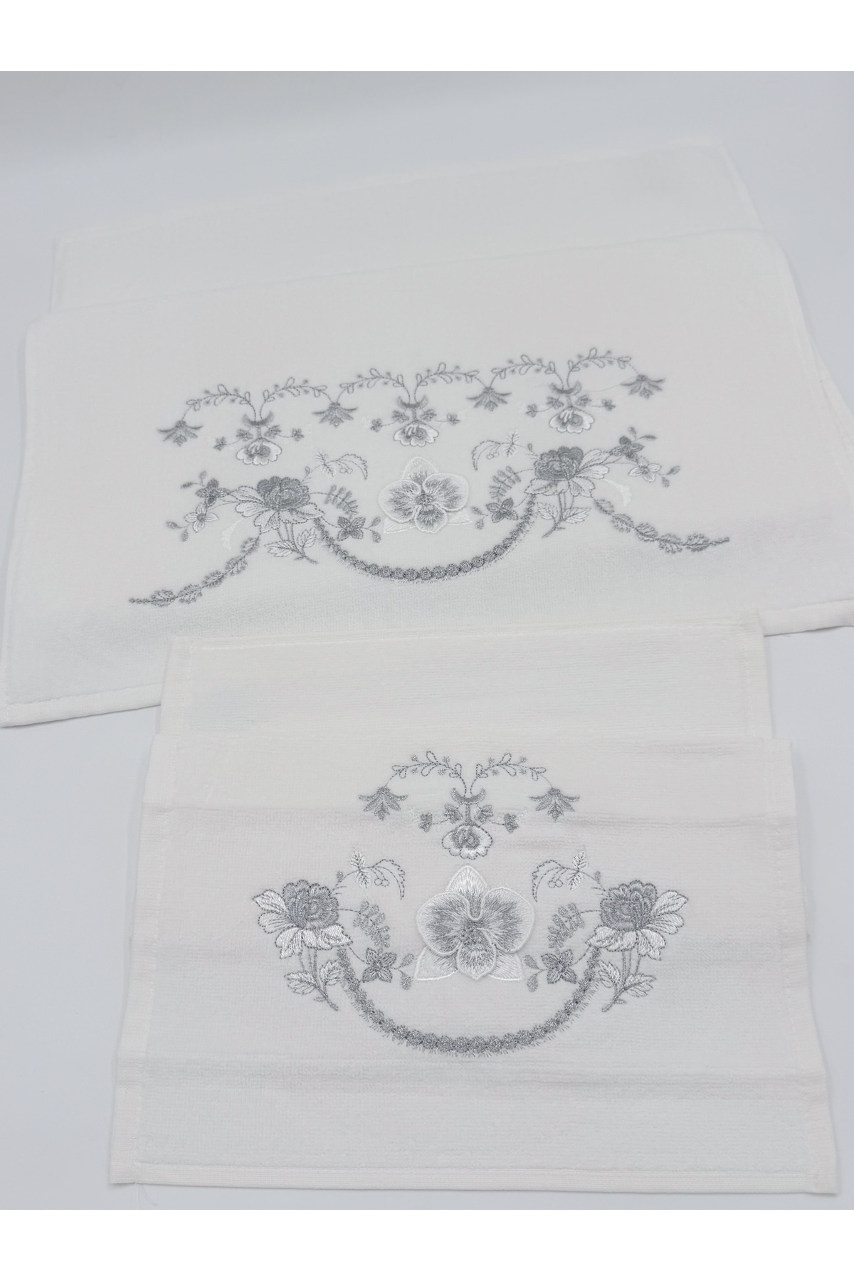 AYHANHOME 3d Çiçek İşlemeli Kutulu Çeyizlik 1 Adet 50x90 El Yüz Havlusu 1 Adet 30x50 Mutfak Havlu - Görsel 3