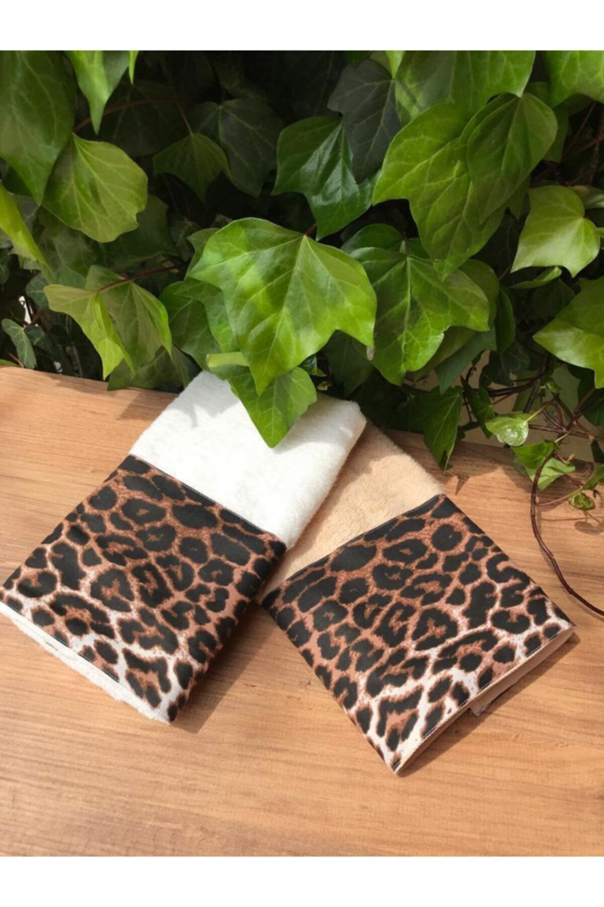 Çeyiz Bahçesi 2’li Kadife El Yüz Havlısu Leopar Desenli - Görsel 2