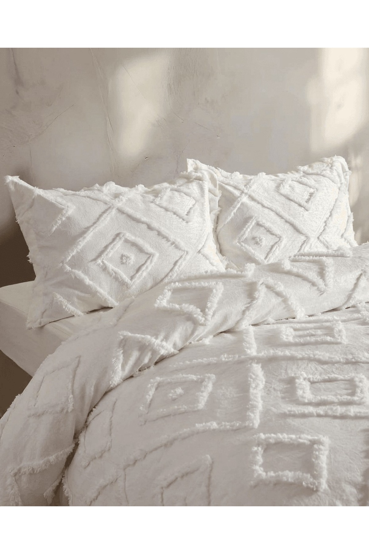 miar home perde tekstil Krem Şönil İskandinav Yatak Örtüsü Takımı 250 x 260 cm – Valonlu Model 2 Adet 50 x 70 Yastık Kılıfı