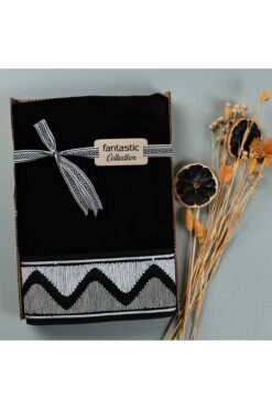 Fantastic Collection Bordürlü Nakış İşlemeli Siyah Zigzag Desenli Özel Kadife Hediyelik Havlu (50x90)