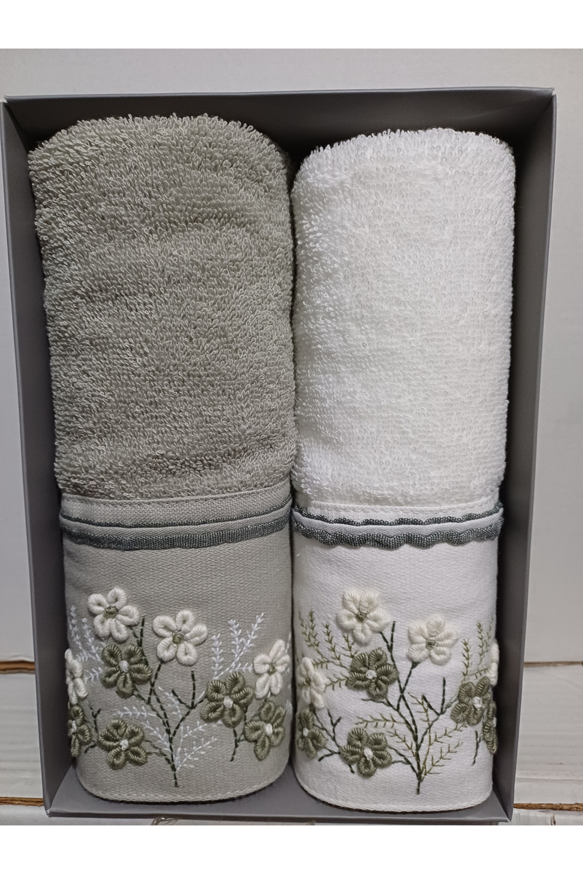 Özdilek Ditsy Garden 2'li Nakışlı El ve Yüz Havlusu 50x90 cm