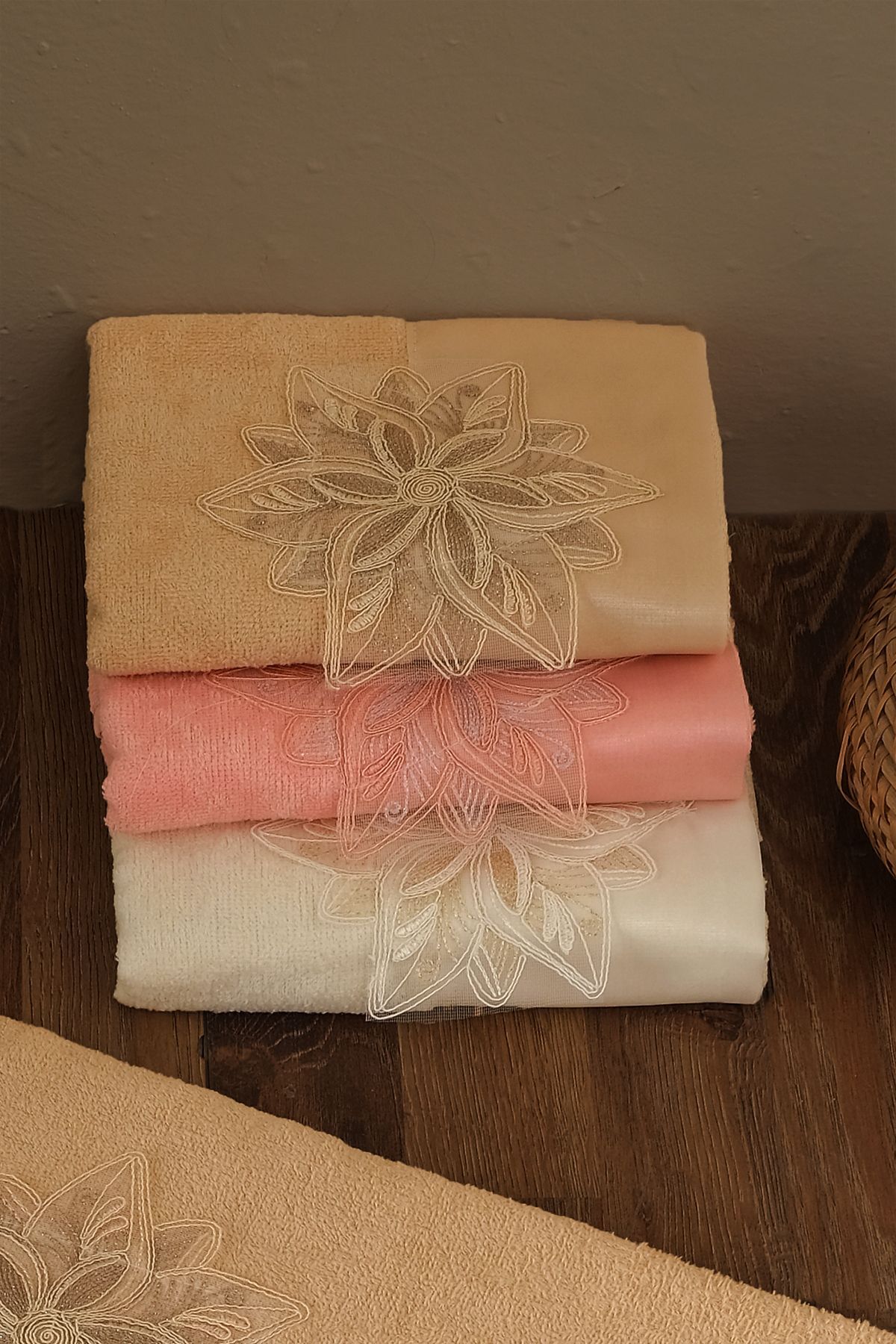 Comfort Home Athen Kutulu 6'lı El ve Yüz Havlu Seti | Baş Havlusu | 50x90 Cm | %100 Pamuk - Görsel 3