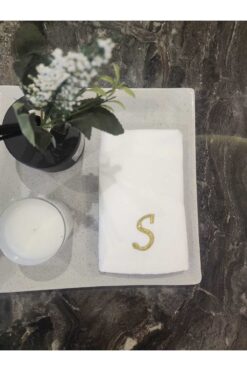 2Ddesign HAVLU kişiye özel harfli nakışlı el havlusu ''S" harfi GOLD SİM İPLİK İLE ÇEYİZLİK HAVLU