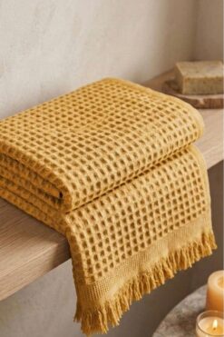 Nilteks %100 Pamuk Waffle Desenli Vücut Havlusu - Natural - 70x140 cm Banyo ve Plaj Havlusu Sarı