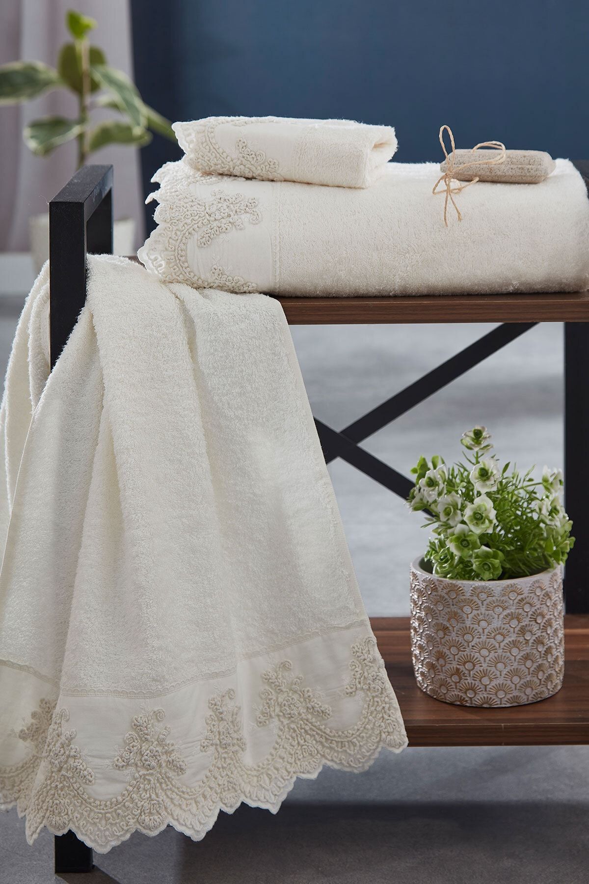 Nazik Home Tual Işlemeli Yüz Havlusu (50 X 90 Cm) - Görsel 3