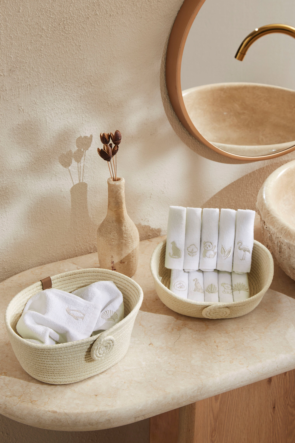 Özdilek Wipure 12'li Nakışlı Yıkanabilir Havlu Peçete 20x20 cm - Görsel 3