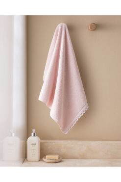 Madame Coco Bastienne Kroşeli %100 Pamuk Yüz Havlusu - Pudra/Beyaz