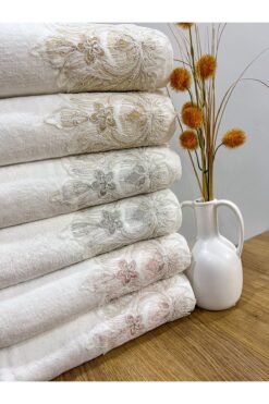 AYHANHOME 6 LI Fransız Güpürlü Çeyizlik 50x90 Kadife El ve Yüz Havlusu