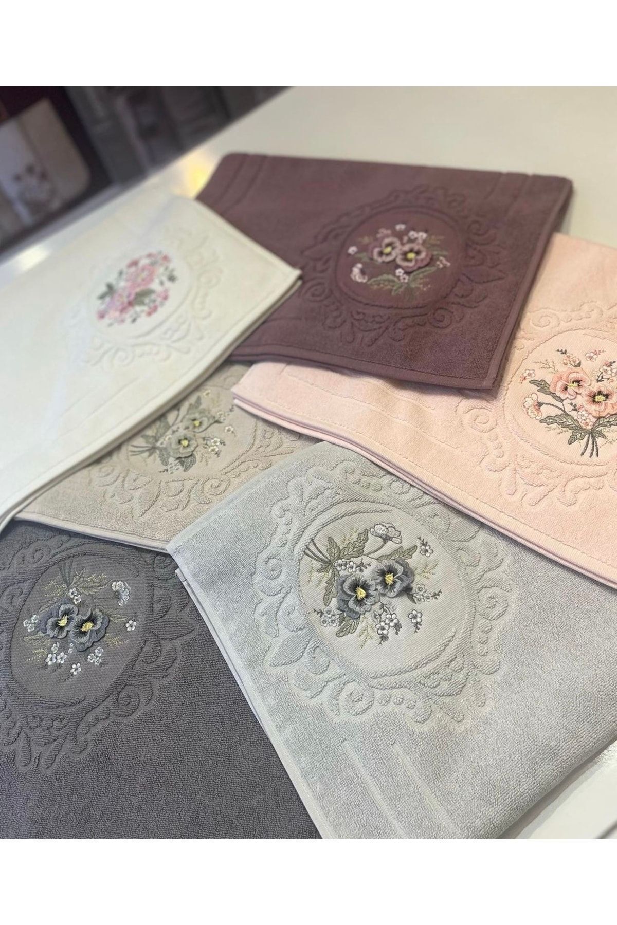 Nurpak 3d Nakışlı 50x70 Ayak Havlu Seti 6lı