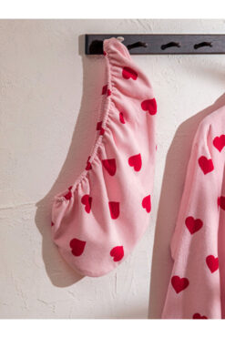 LC Waikiki Freezen Store'dan I Kalp İşlemeli Kadın Saç Bonesi