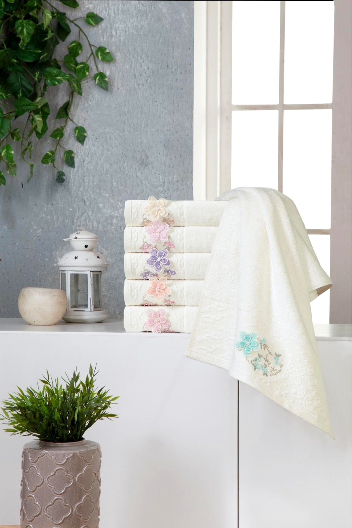 Fiesta Papatya Bambu 3 D Nakışlı El Yüz Havlusu 6 Adet 50x90 cm Kutulu