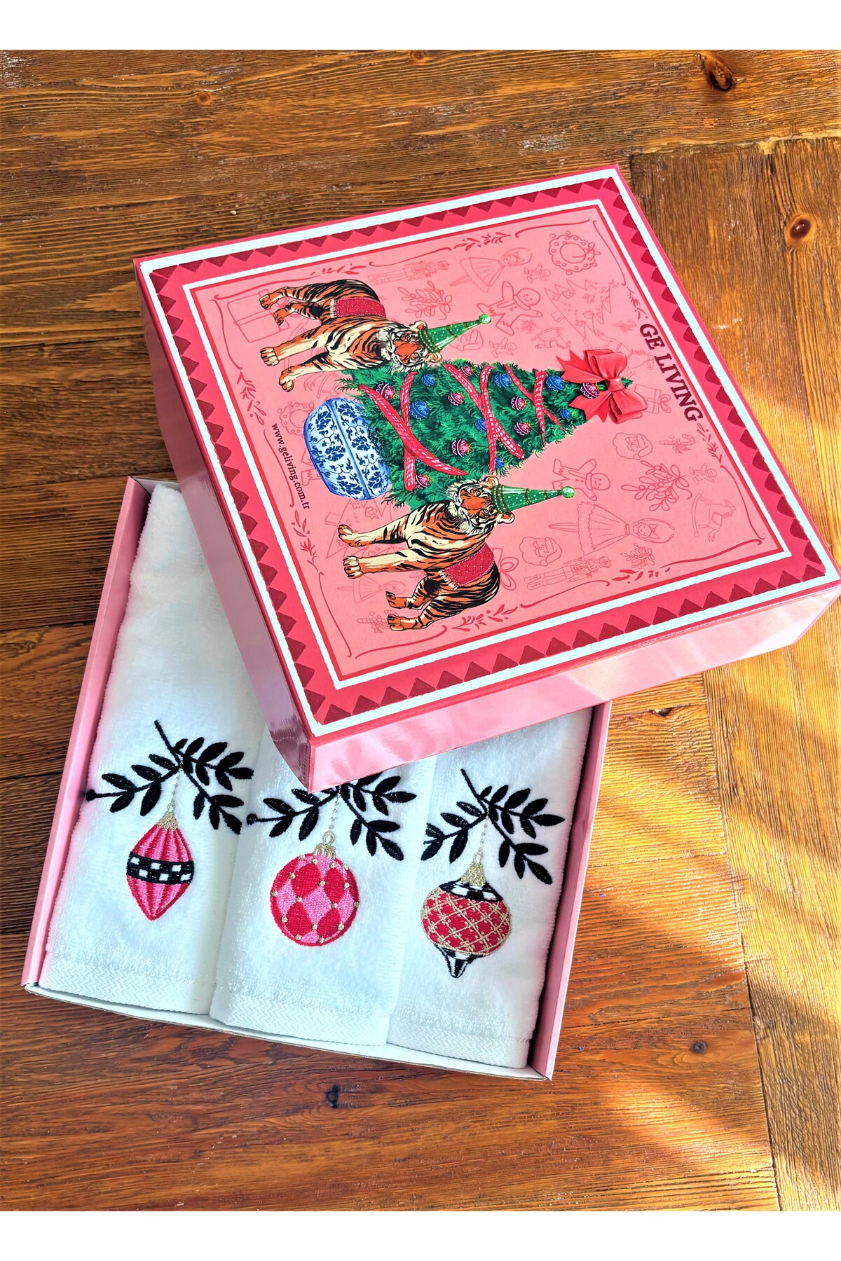 ge living 3´lü Yılbaşı Temalı El Havlusu Seti ( 30 x 50 )