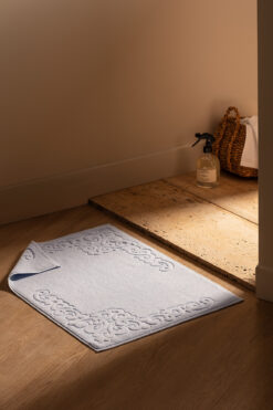 Madame Coco Orlena %100 Pamuk Ayak Havlusu - Mavi - 50x70 cm