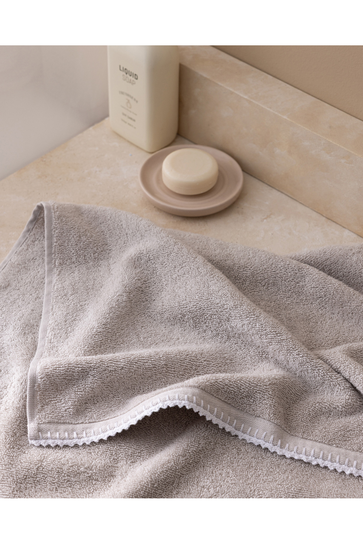 Madame Coco Aveline Kroşeli %100 Pamuk Yüz Havlusu - Gri/Beyaz - Görsel 2