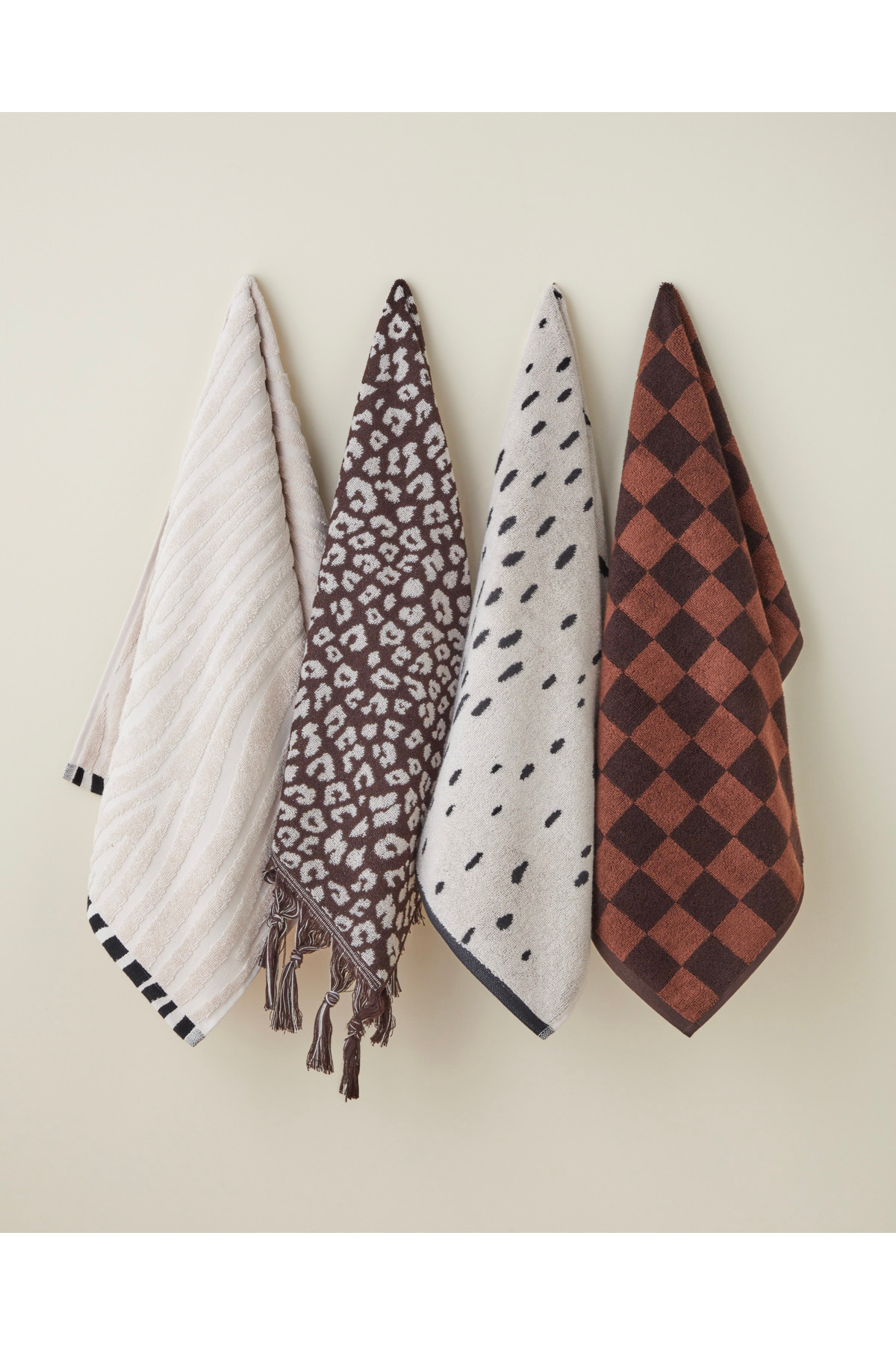 English Home Noir Leopard Pamuk Püsküllü Yüz Havlusu 50x80 cm Ekru-Kahve - Görsel 3