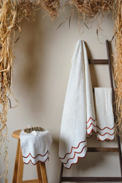 Nazik Home Helena El Havlusu  30 X 50 cm