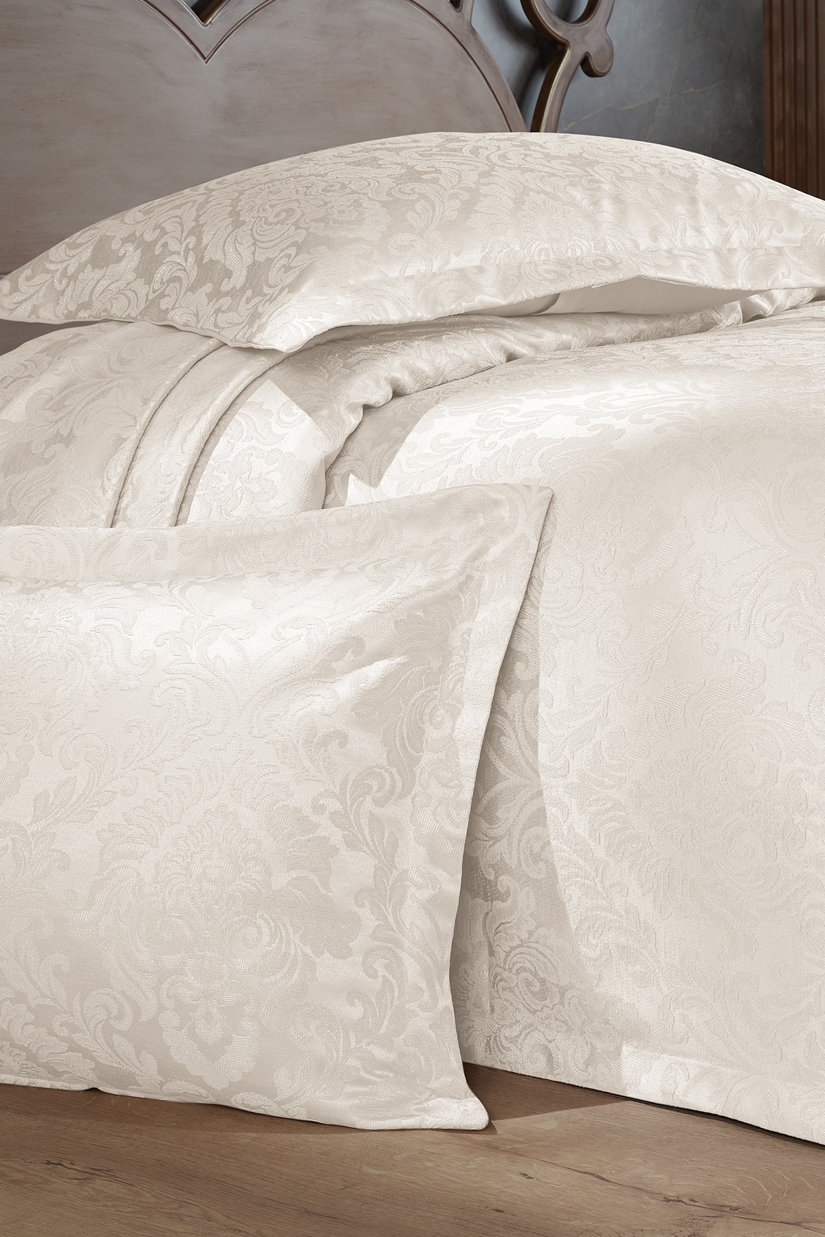 BİRHOME Sierra Jakarlı Şönil Çift Kişilik Yatak Örtüsü (krem) - Görsel 2