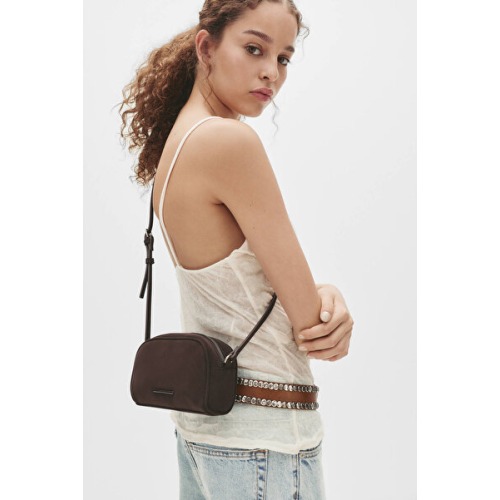 Pull & Bear Çapraz askılı çanta