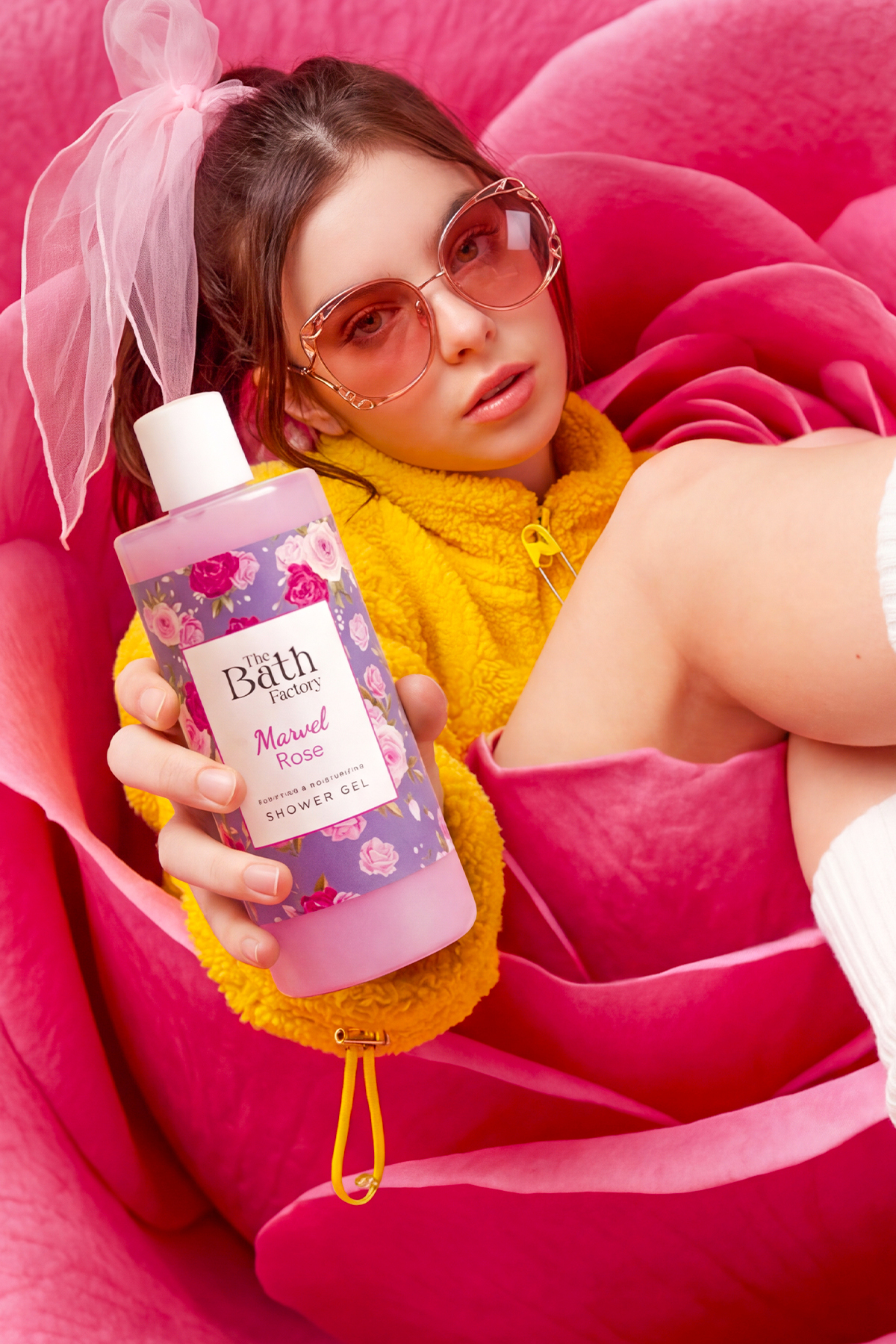 THE BATH FACTORY Nemlendirici Ve Besleyici Marvel Rose Duş Jeli 400 ml - Görsel 3