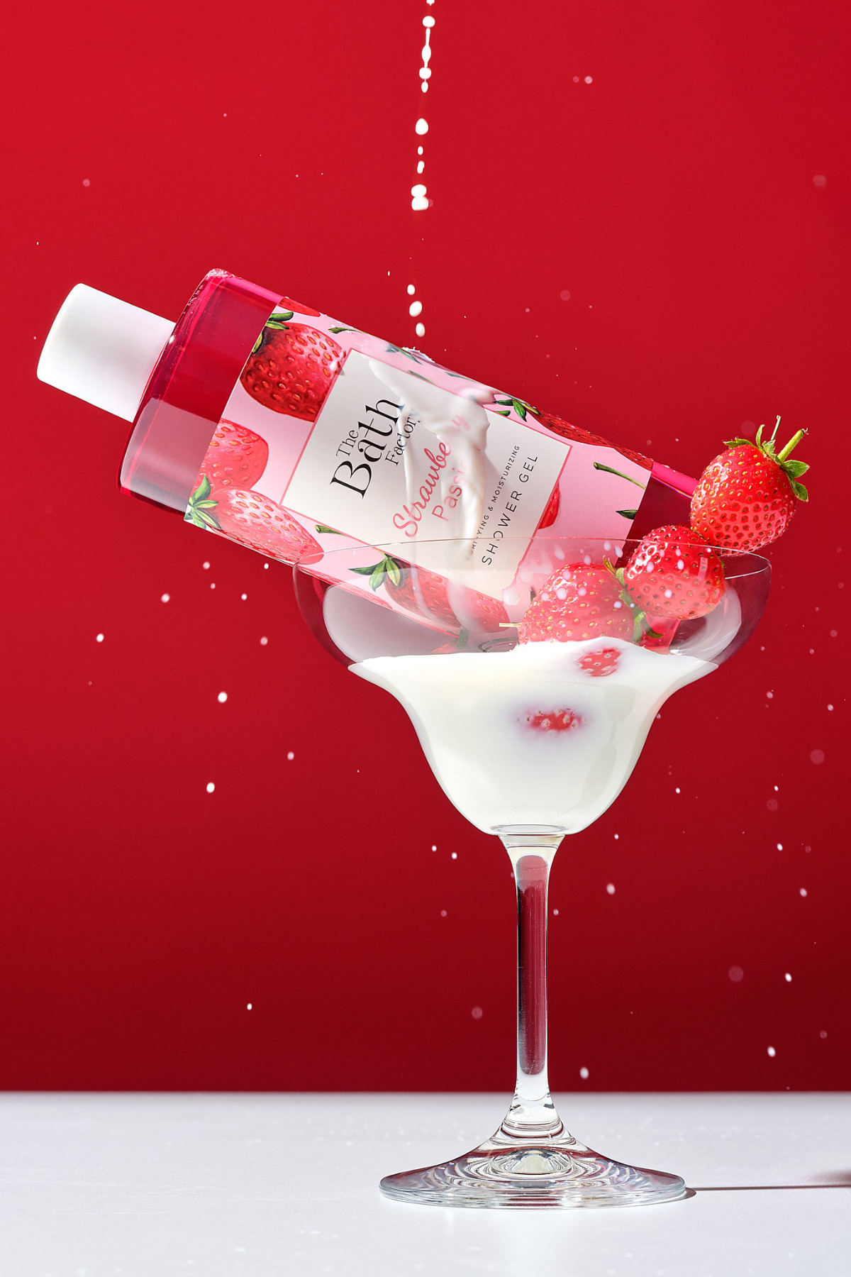 THE BATH FACTORY Nemlendirici ve Besleyici Strawberry Passion Duş Jeli 400 ml - Görsel 3